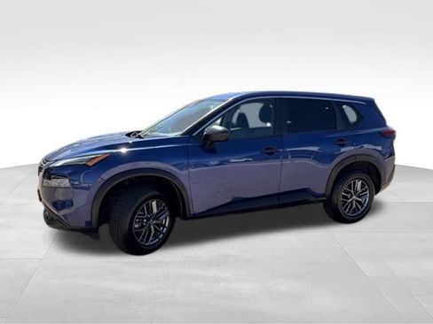 Used 2021 Nissan Rogue S AWD/4WD image 5