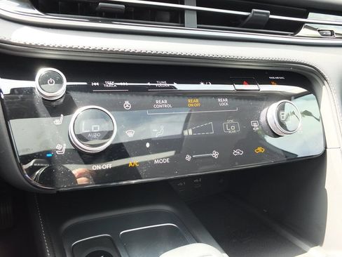 Used 2026 INFINITI QX60 Luxe w/ Cargo Package FWD image 31