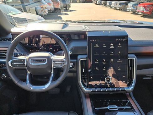 New 2026 GMC Yukon XL Denali w/ Sun & Power Step Package image 28