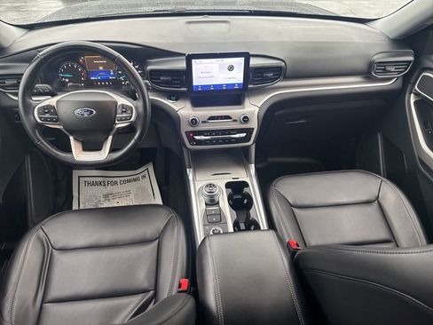 Certified 2023 Ford Explorer XLT w/ Equipment Group 202A image 26