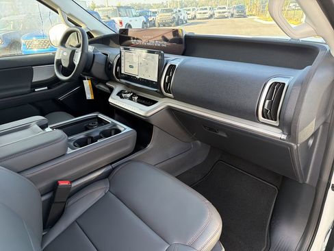 New 2025 Ford Expedition Max Active RWD image 11