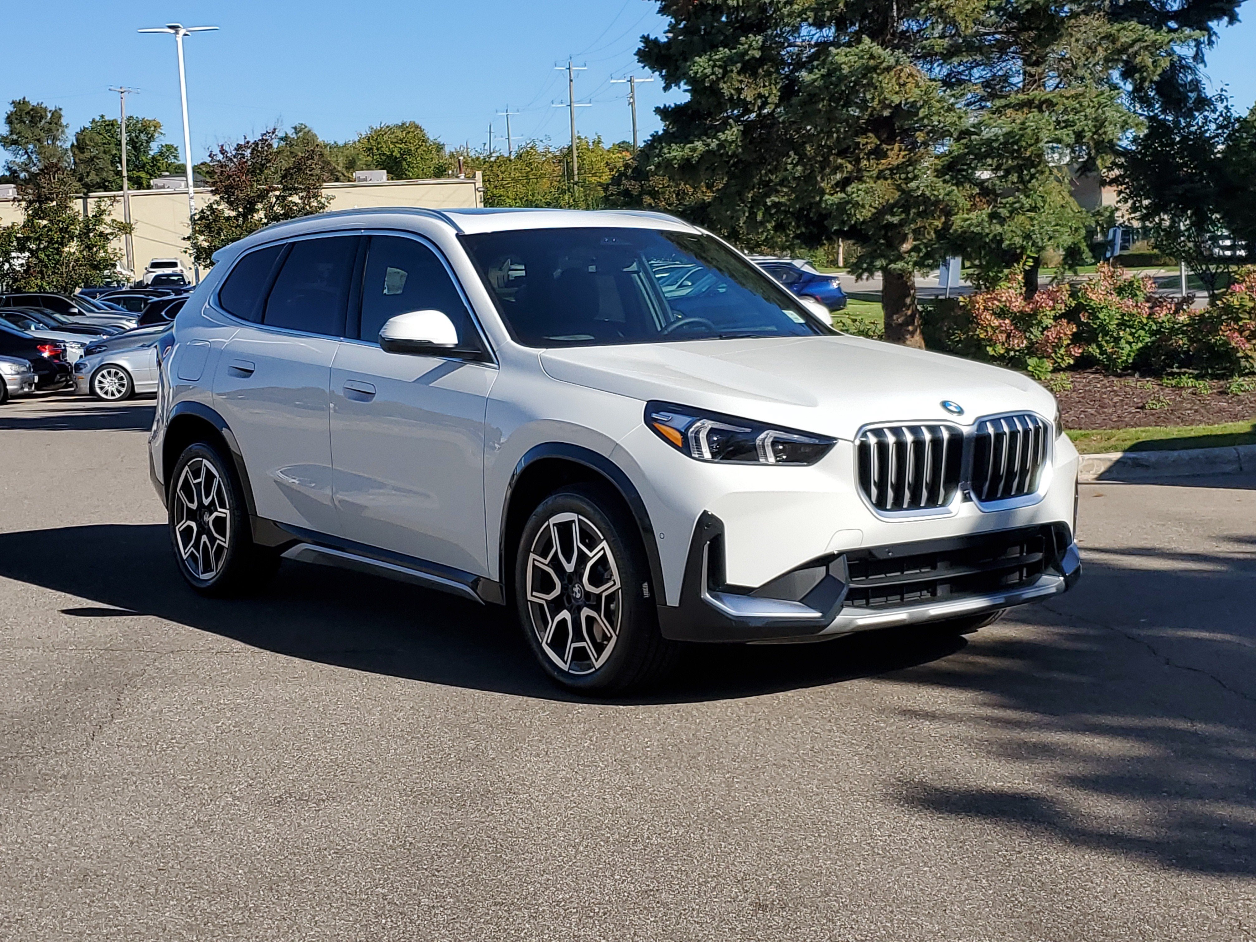 New 2027 BMW X1 xDrive28i AWD/4WD image 7