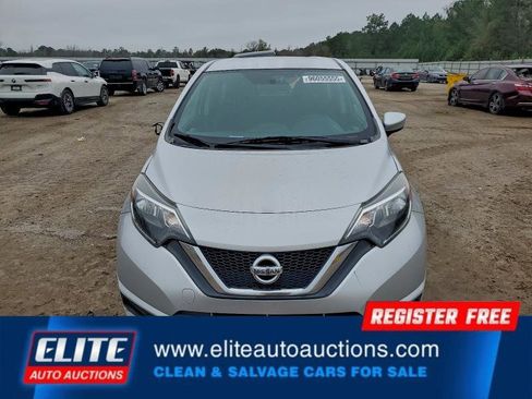 Used 2018 Nissan Versa Note SV image 9