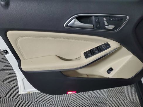 Used 2019 Mercedes-Benz GLA 250 image 18