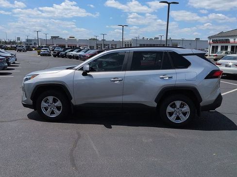 Certified 2025 Toyota RAV4 XLE w/ Convenience Package FWD image 4