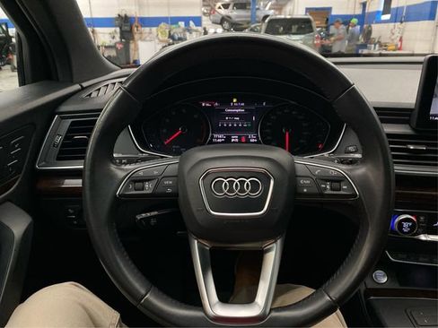 Used 2019 Audi Q5 2.0T Premium w/ Convenience Package image 22
