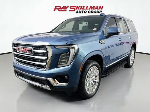 Used 2025 GMC Yukon Elevation AWD/4WD image 3