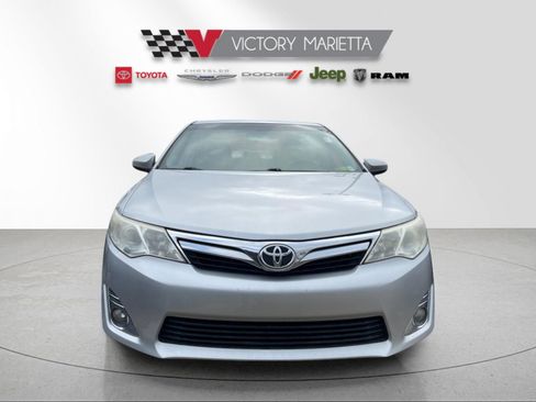 Used 2013 Toyota Camry XLE w/ Leather Pkg image 6