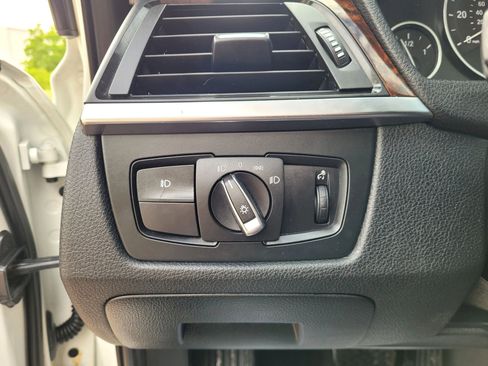 Used 2014 BMW 328i Sedan RWD image 38