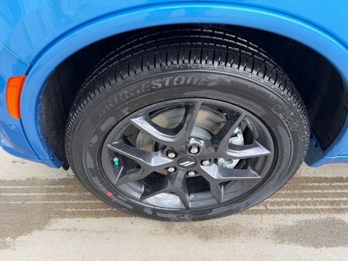 New 2026 Dodge Durango GT image 9