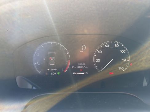 Used 2023 Honda HR-V EX-L image 9