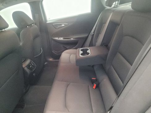 Used 2025 Chevrolet Malibu LT FWD image 18