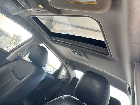 Used 2016 Nissan Sentra SL w/ Technology Package image 28