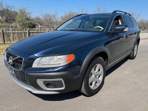 Used 2013 Volvo XC70 3.2 image 2