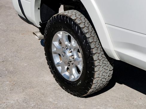 Used 2019 RAM 2500 Laramie image 60