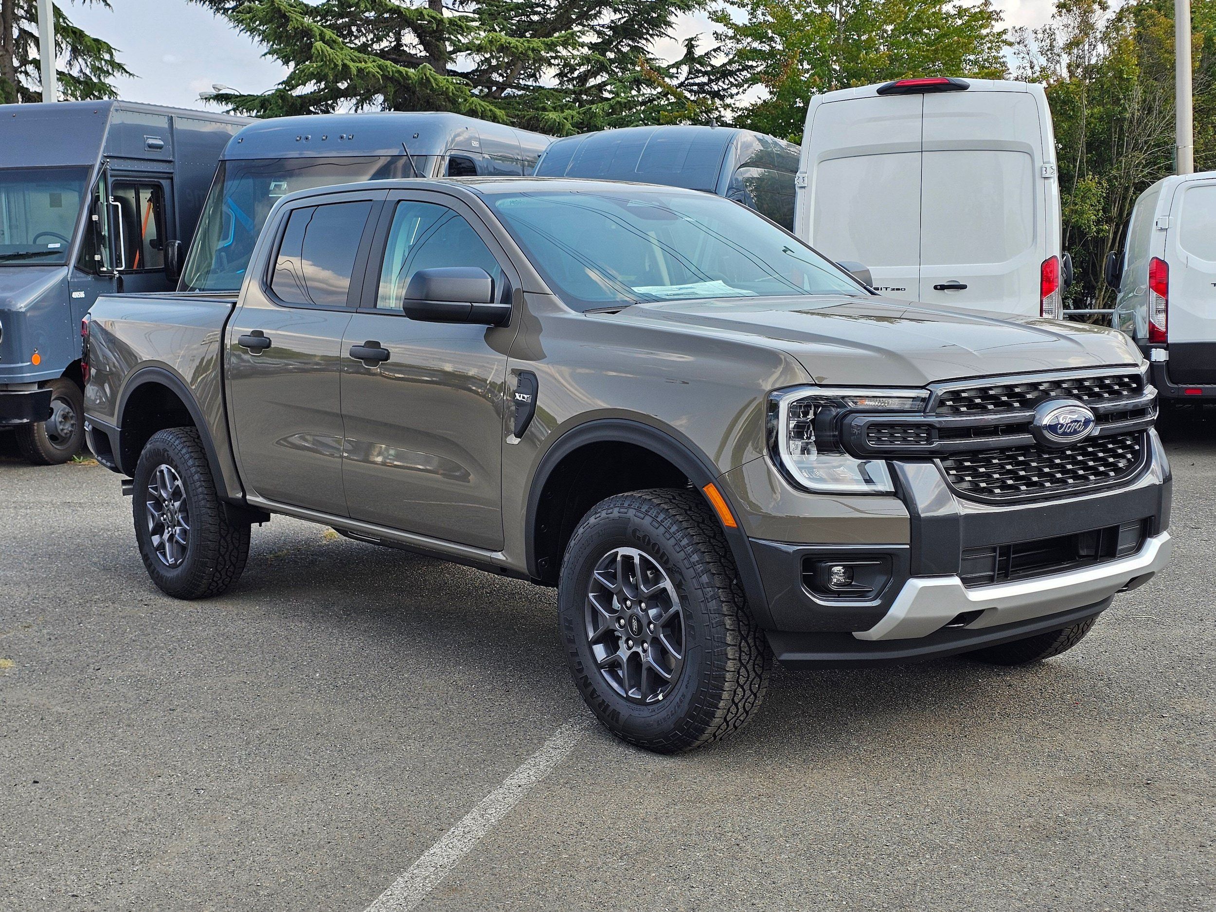 New 2026 Ford Ranger XLT w/ Advanced Towing Package AWD/4WD image 3