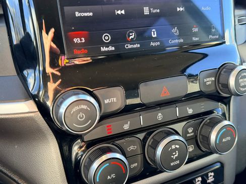 Used 2019 RAM 1500 Big Horn image 20