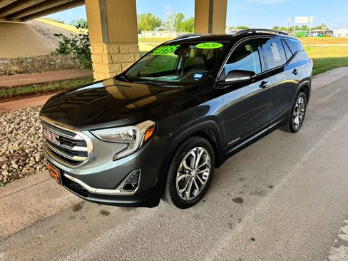 Used 2020 GMC Terrain SLT w/ Preferred Package image 7