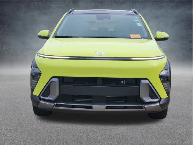 Used 2024 Hyundai Kona Limited FWD image 3