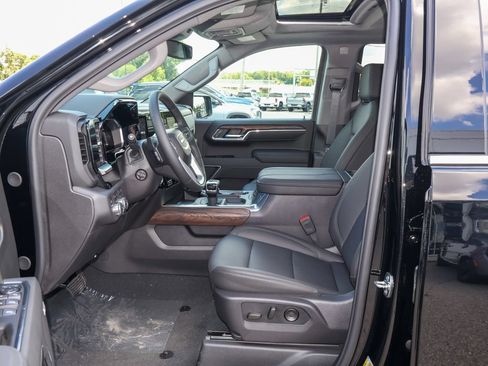 New 2026 GMC Sierra 1500 SLT w/ SLT Premium Plus Package AWD/4WD image 7