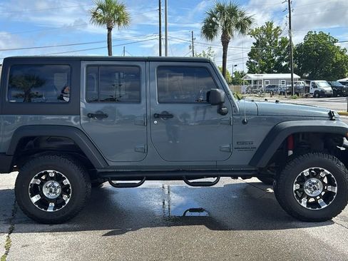 Used 2014 Jeep Wrangler Unlimited Sport w/ Quick Order Package 24S AWD/4WD image 6