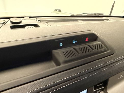 Used 2025 Ford Bronco Outer Banks AWD/4WD image 7