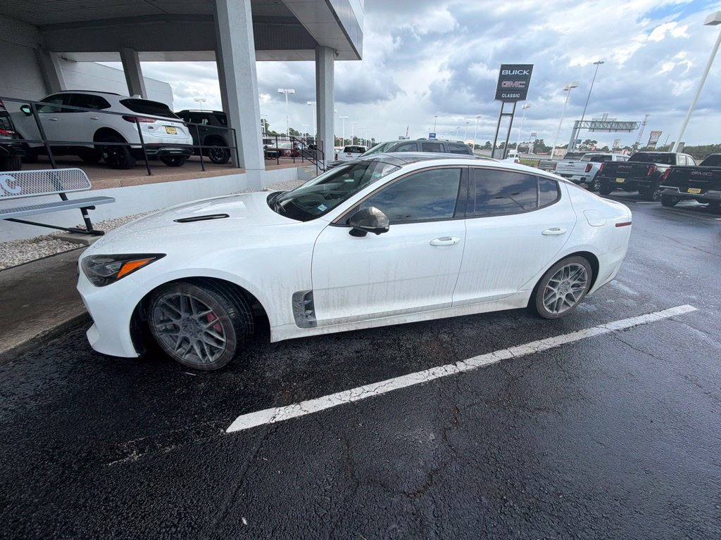 Used 2022 Kia Stinger GT2 AWD/4WD image 1