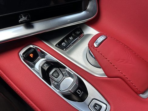 Used 2025 Chevrolet Corvette Z06 image 32