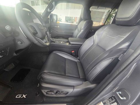 New 2026 Lexus GX 550 image 24