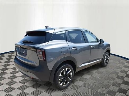 New 2025 Nissan Kicks SV w/ SV Premium Package image 6