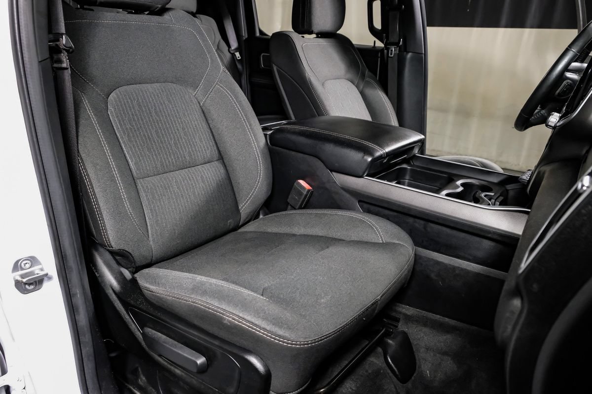 Used 2020 RAM 1500 Big Horn RWD image 30