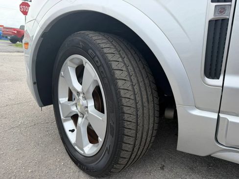Used 2014 Chevrolet Captiva Sport LTZ FWD image 15