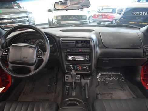 Used 2002 Chevrolet Camaro Z28 RWD image 49