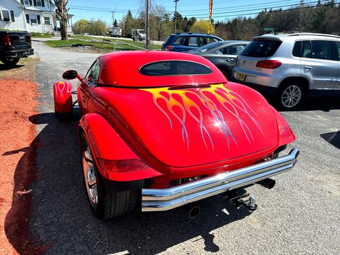 Used 2000 Plymouth Prowler image 6