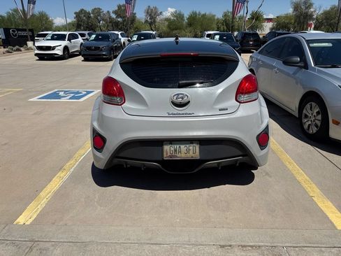 Used 2014 Hyundai Veloster Turbo R-Spec FWD image 6