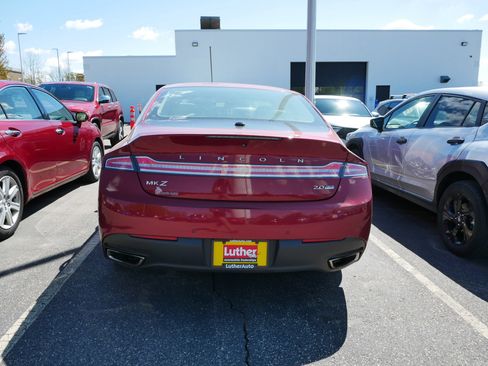 Used 2015 Lincoln MKZ AWD w/ Equipment Group 101A Select image 4