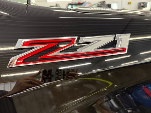 Used 2024 Chevrolet Silverado 1500 RST w/ Z71 Off-Road Package AWD/4WD image 31