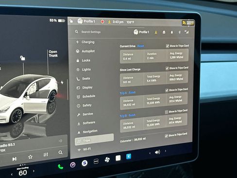 Used 2024 Tesla Model Y Long Range AWD/4WD image 28