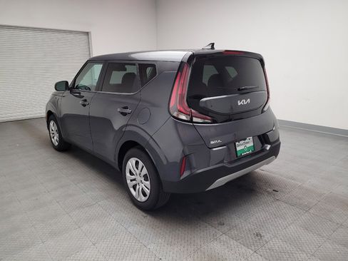 Used 2024 Kia Soul LX image 5