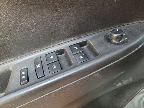 Used 2021 Chevrolet Spark LT FWD image 27