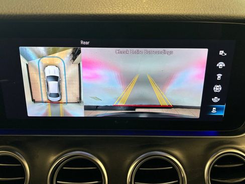 Used 2023 Mercedes-Benz E 350 4MATIC Sedan image 20