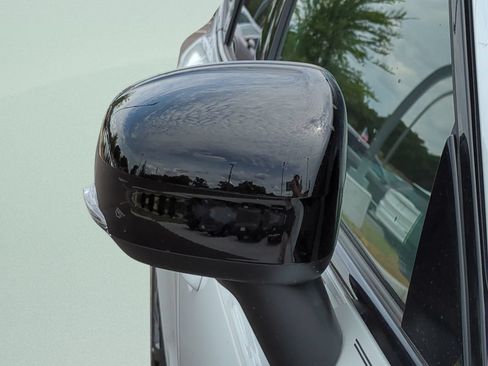 New 2026 Volvo XC60 B5 Plus w/ Climate Package AWD/4WD image 11