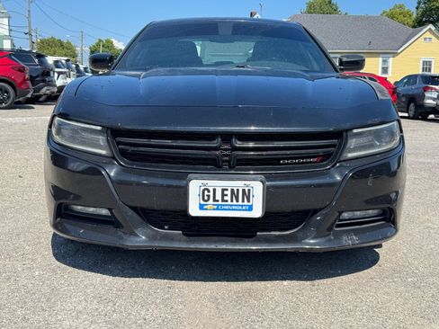 Used 2015 Dodge Charger SXT RWD image 9