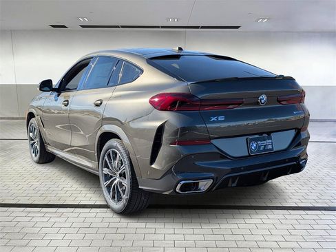 New 2026 BMW X6 xDrive40i w/ Executive Package image 3