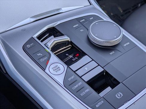 Used 2024 BMW 430i Coupe w/ Convenience Package image 12