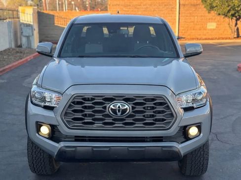 Used 2020 Toyota Tacoma TRD Off-Road image 9
