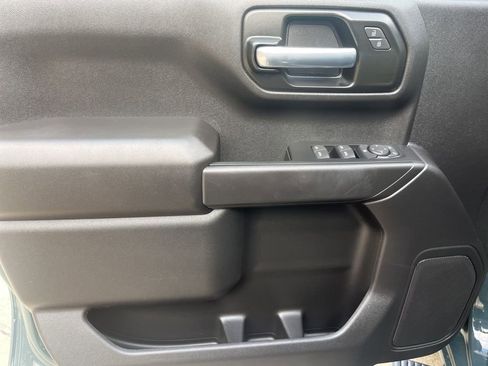 Used 2025 Chevrolet Silverado 1500 Custom Trail Boss image 16