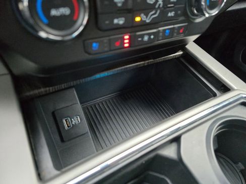 Used 2021 Ford F250 Lariat w/ Lariat Value Package image 34