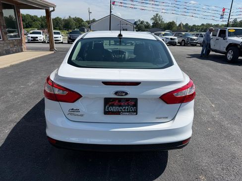 Used 2014 Ford Focus S FWD image 5