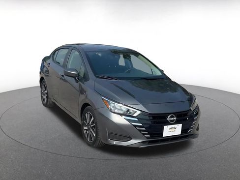 Used 2025 Nissan Versa SV FWD image 3